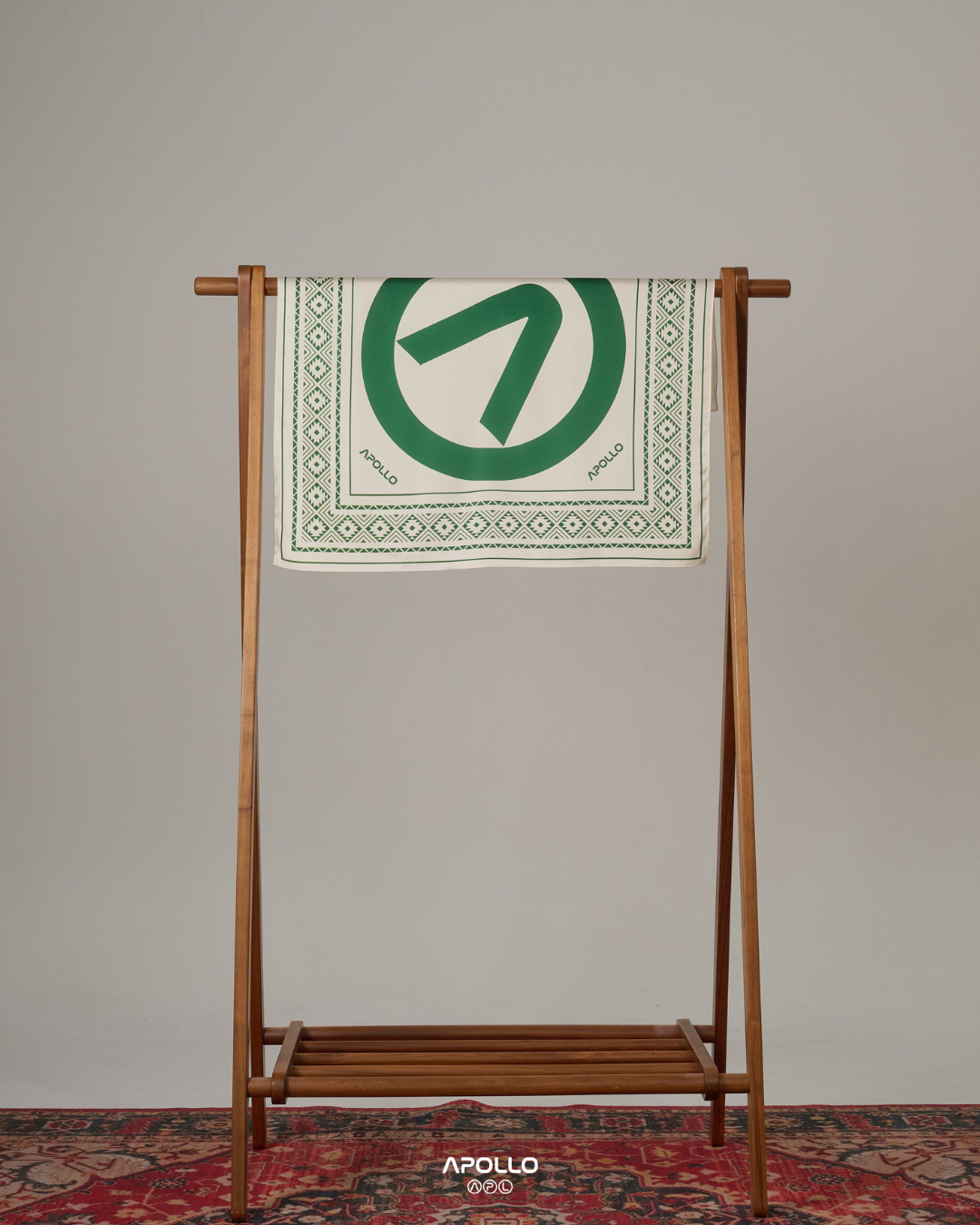 WHITE ADVENTURERS' MOTIVATIONS BANDANA